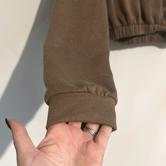 HYFVE Hoodie & Sweatpants - Picture 3 of 9